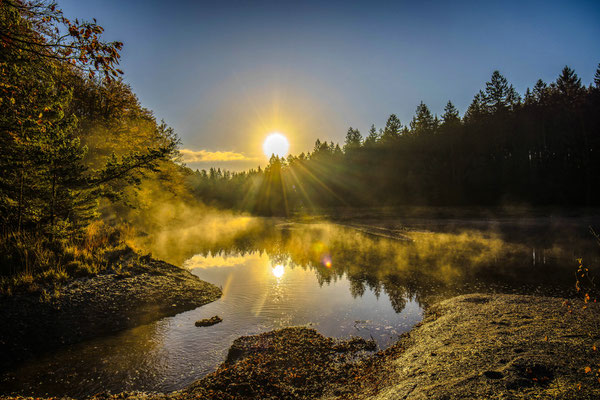 Sonnenaufgang Dreilägerbachtalsperre