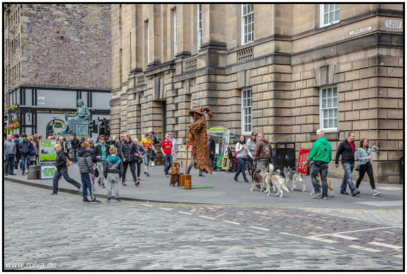 Trubel in Edinburugh kurz vor Military Tattoo#Sonderbares