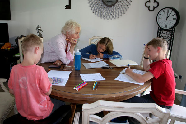 Tägliche Englisch-Lektionen durch "Oma" Carlyn