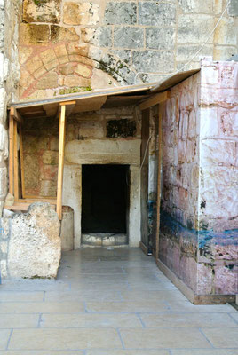 Eingang zur Geburtskirche in Bethlehem