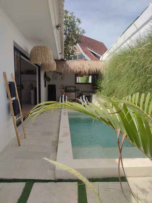 Dijual villa di Seminyak