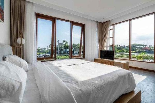 Cemagi villa for sale