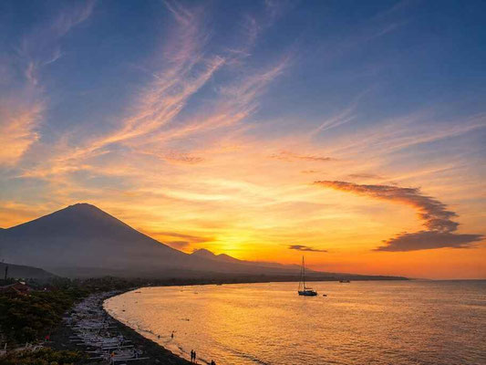 Dijual properti di Bali timur