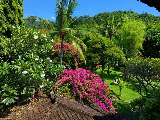 Dijual vila di Bali timur
