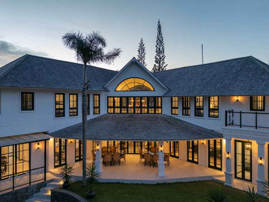 Dijual properti di Seminyak