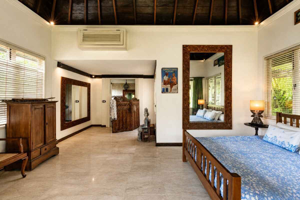 Dijual villa di Kedungu