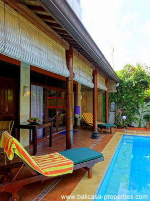 Jimbaran house for sale with 4 bedrooms, ideal for renting out