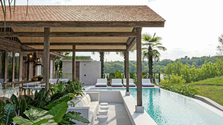 Kediri villa for sale