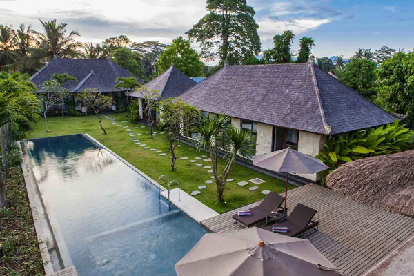 Dijual vila di Lodtunduh