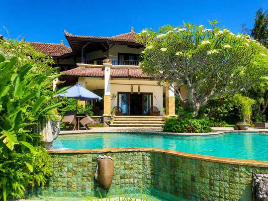 Dijual properti di Bali timur