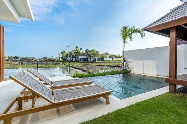 Cemagi villa for sale