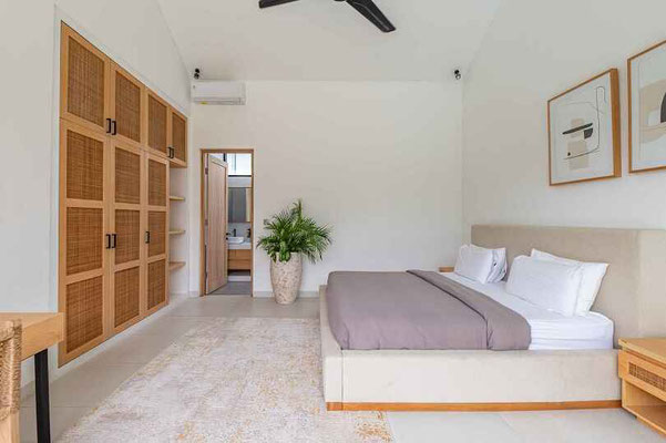 Pererenan property for sale
