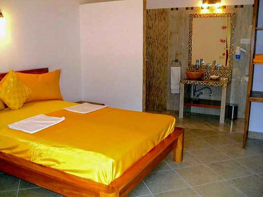 Lovina retreat for sale