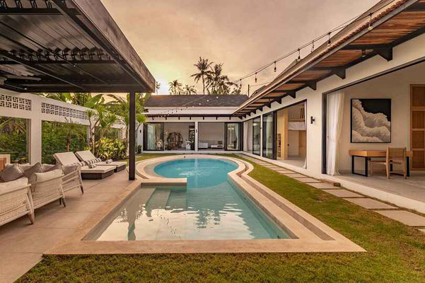 Pererenan villa te koop