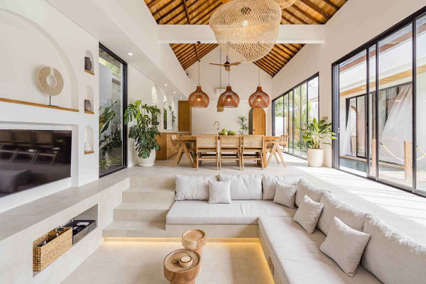 Dijual vila di Bali timur