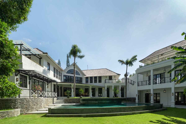 Seminyak villa te koop