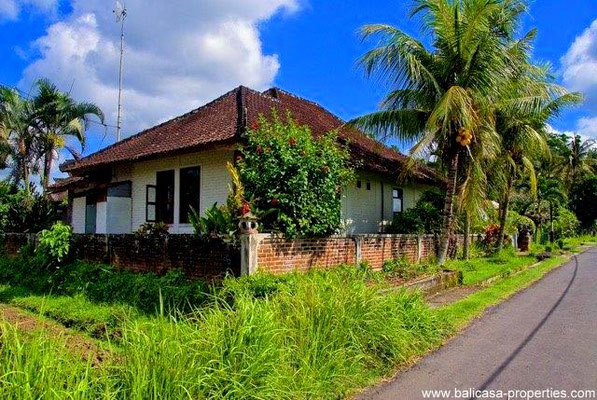 Tabanan house for sale with 3 bedrooms