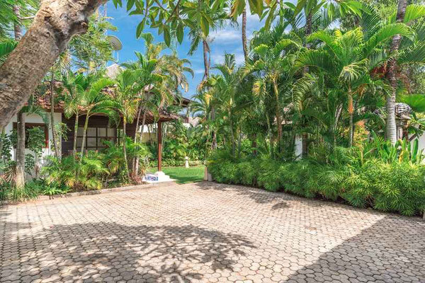 Lovina real estate for sale