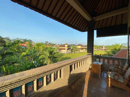 Penestanan real estate for sale