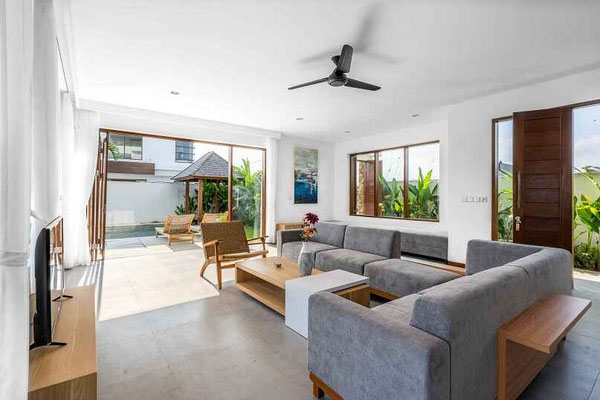 Cemagi villa for sale