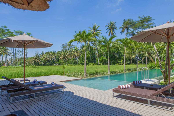 Dijual vila di Lodtunduh