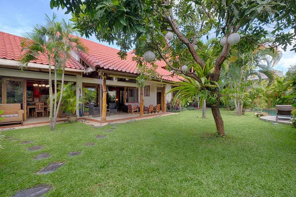 Kesiman villa for sale