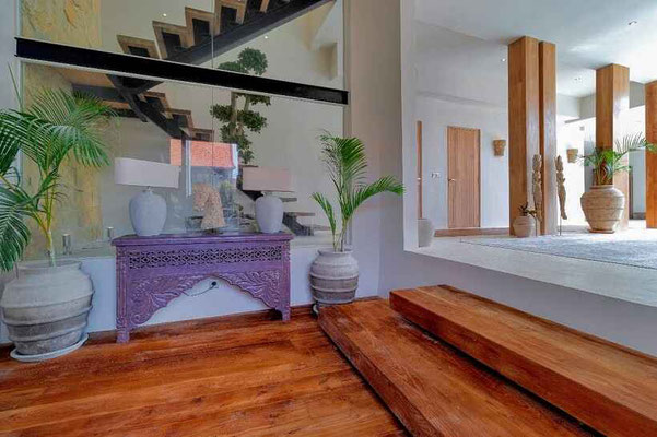Dijual vila di Berawa