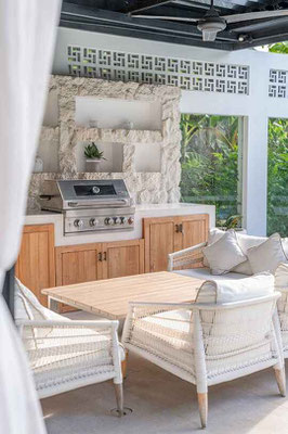 Pererenan property for sale