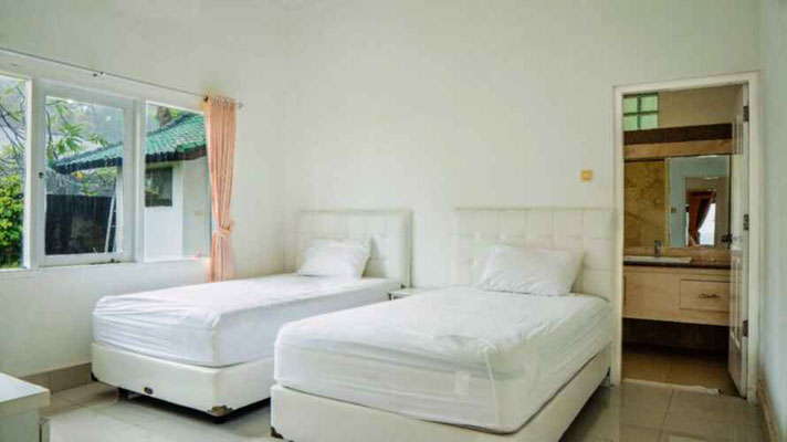 North Bali business for sale. For sale by owner