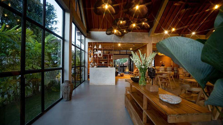 Ubud restaurant for sale. For sale by owner