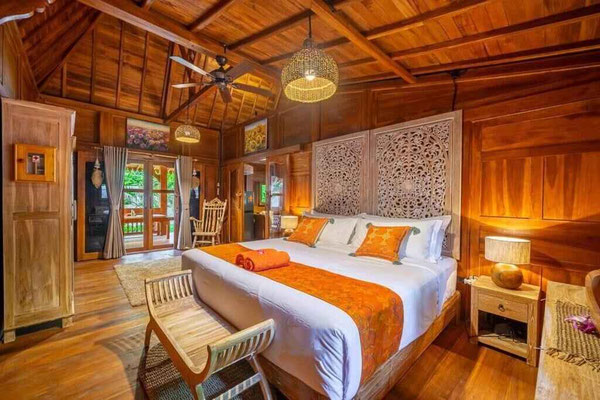 Dijual properti di Bali Timur