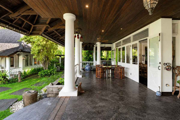 Dijual villa di Kedungu
