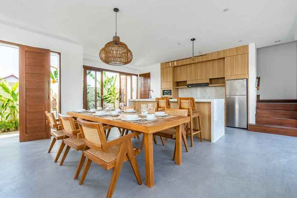 Cemagi villa for sale
