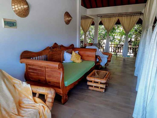 Lovina retreat for sale
