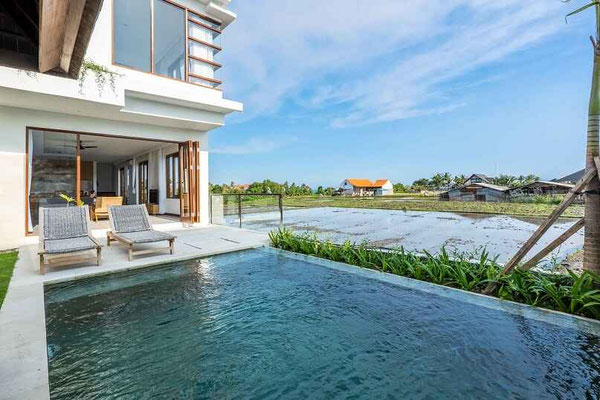 Cemagi villa for sale