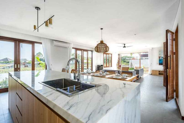 Cemagi villa for sale
