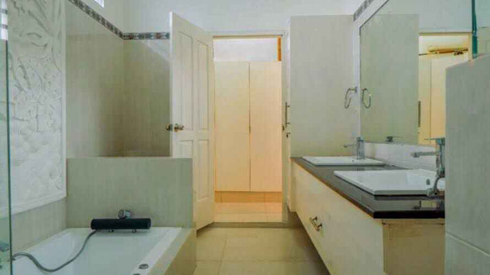 North Bali business for sale. For sale by owner