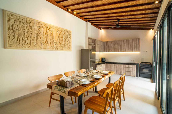 Dijual villa di Seminyak