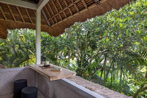 Penestanan real estate for sale