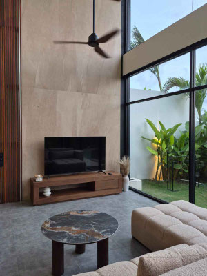 Pererenan property for sale