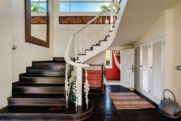 Dijual villa di Kedungu