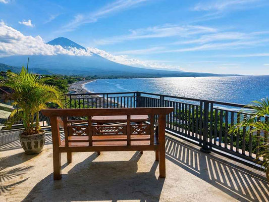 Dijual hotel di Bali timur