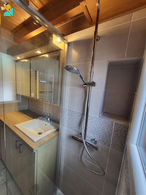 Salle de bain et salle d'eau Verchaix moderne