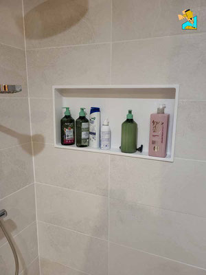 Niche dans salle d'eau moderne samoens Morillon douche
