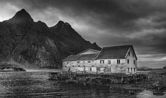 Joh. L. Ustad Sjøhus Rorbu