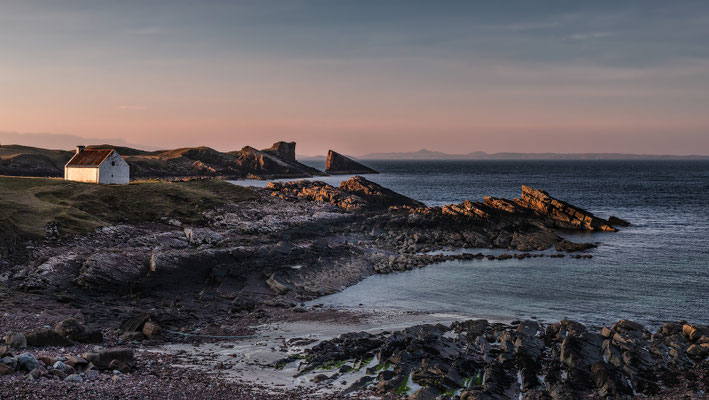 Clachtoll Beach, Split Rock