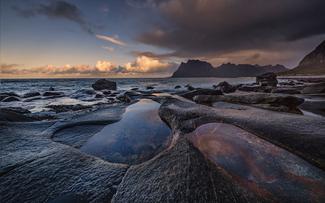 Uttakleiv Beach