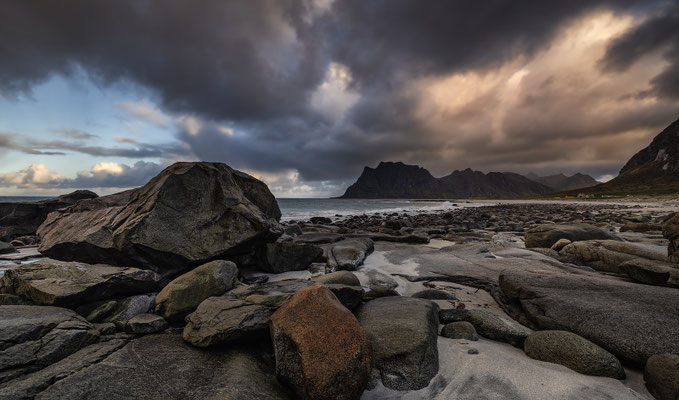 Uttakleiv Beach