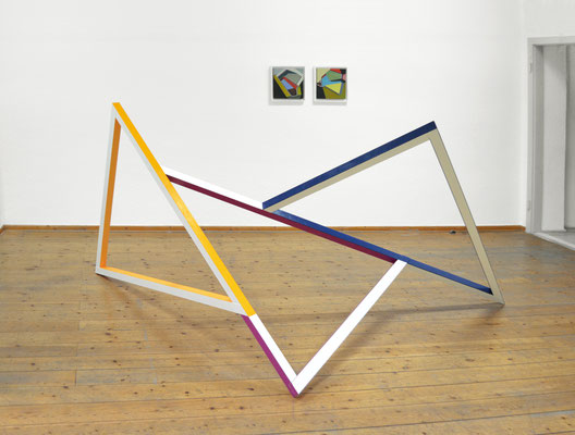 "Trois Triangles", 2020, 300x132x167cm, Holz