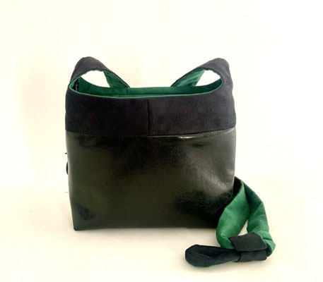 Bandoulière PM Skaï noir brillant - Alcantara noir - inter vert prairie